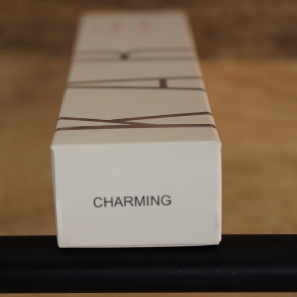 Kab | Lipgloss and lip liner duo in Charming - Picture 7 of 9